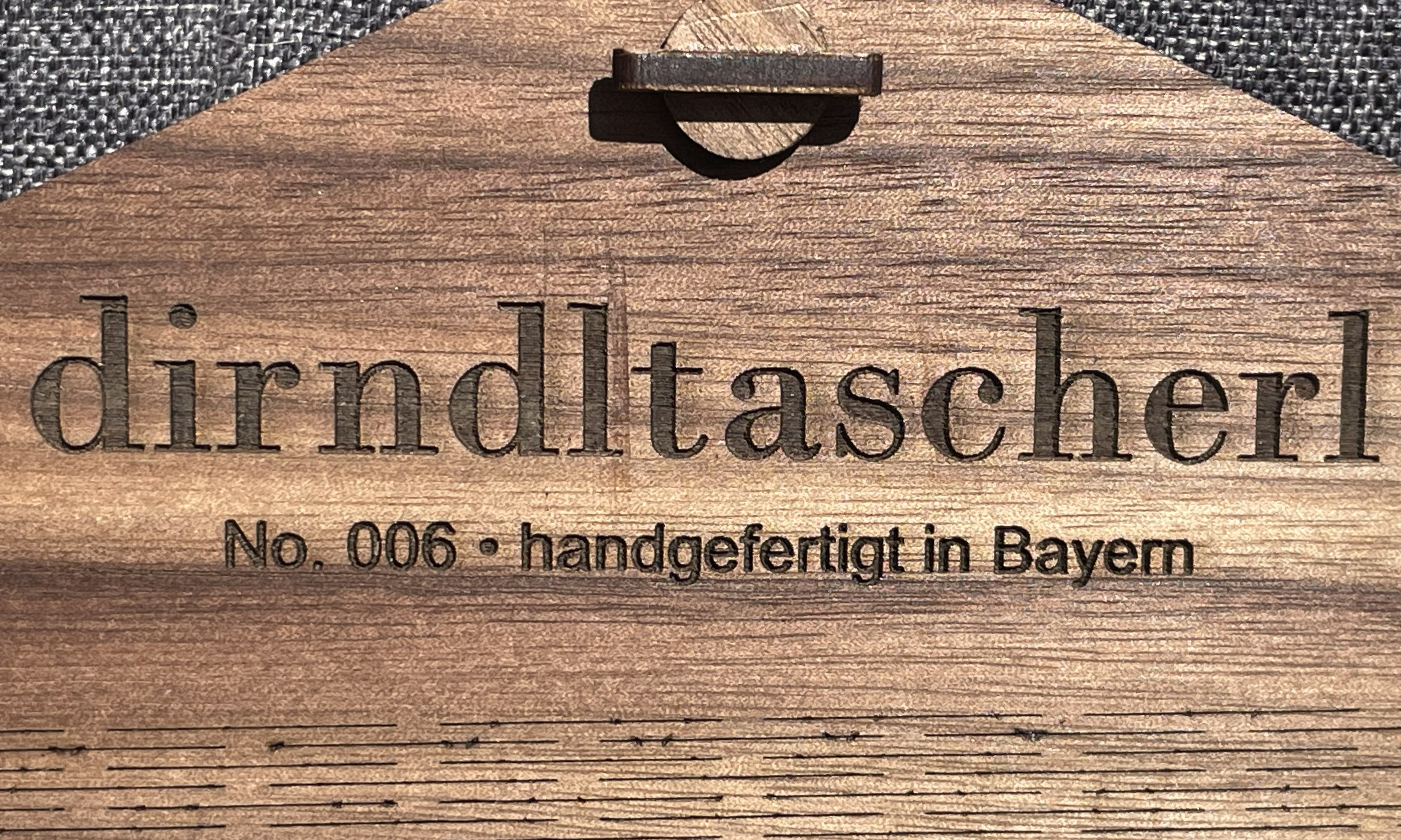 Innengravur mit fortlaufender Nummer